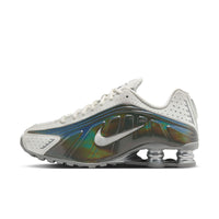 W Shox R4 "Summit White"