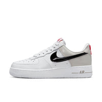 W Air Force 1 '07 Ess SNKR