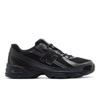 U740BO2 "Triple Black"
