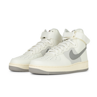 Air Force 1 High '07 LV8