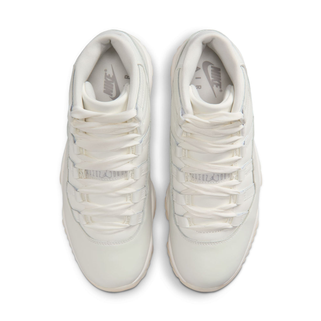 W Air Jordan 11 Retro "Pearl"