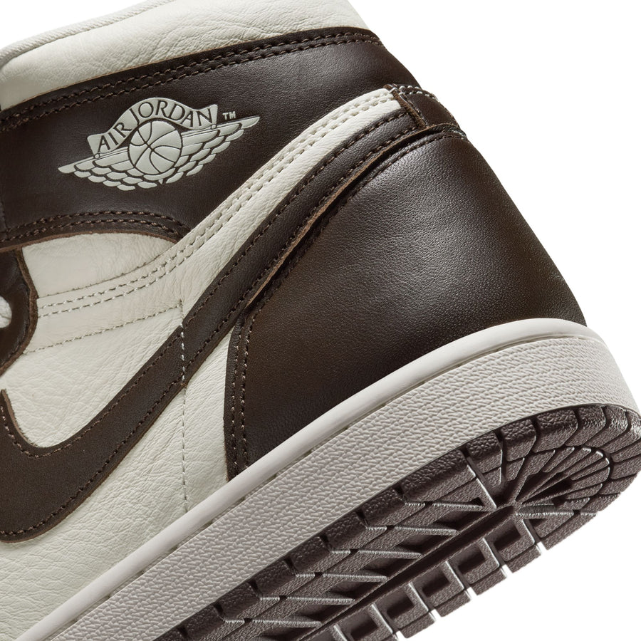 W Air Jordan 1 Retro High OG "Baroque Brown"