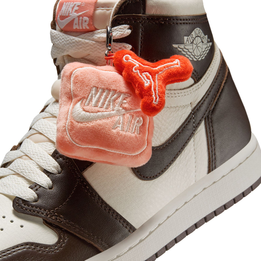 W Air Jordan 1 Retro High OG "Baroque Brown"
