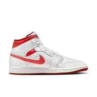 Jordan 1 Mid SE