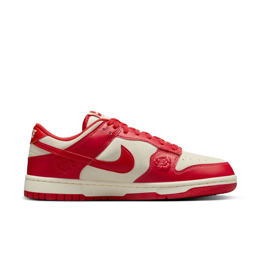 W Dunk Low "Red Roses"