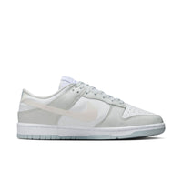 W Dunk Low "Iridescent Swoosh"