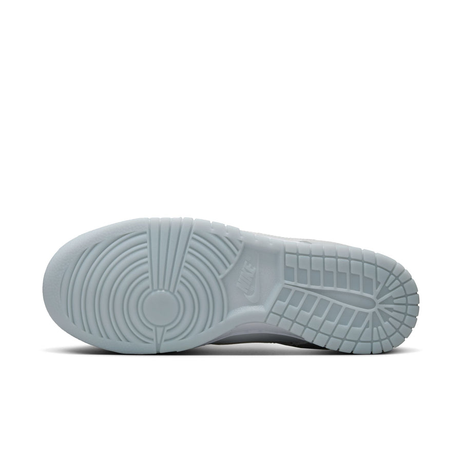 W Dunk Low "Iridescent Swoosh"