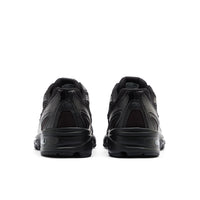 U740BO2 "Triple Black"